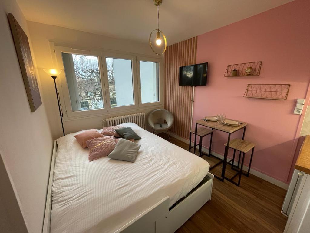 Rose, Studio Proche Centre Ville 凯恩 外观 照片